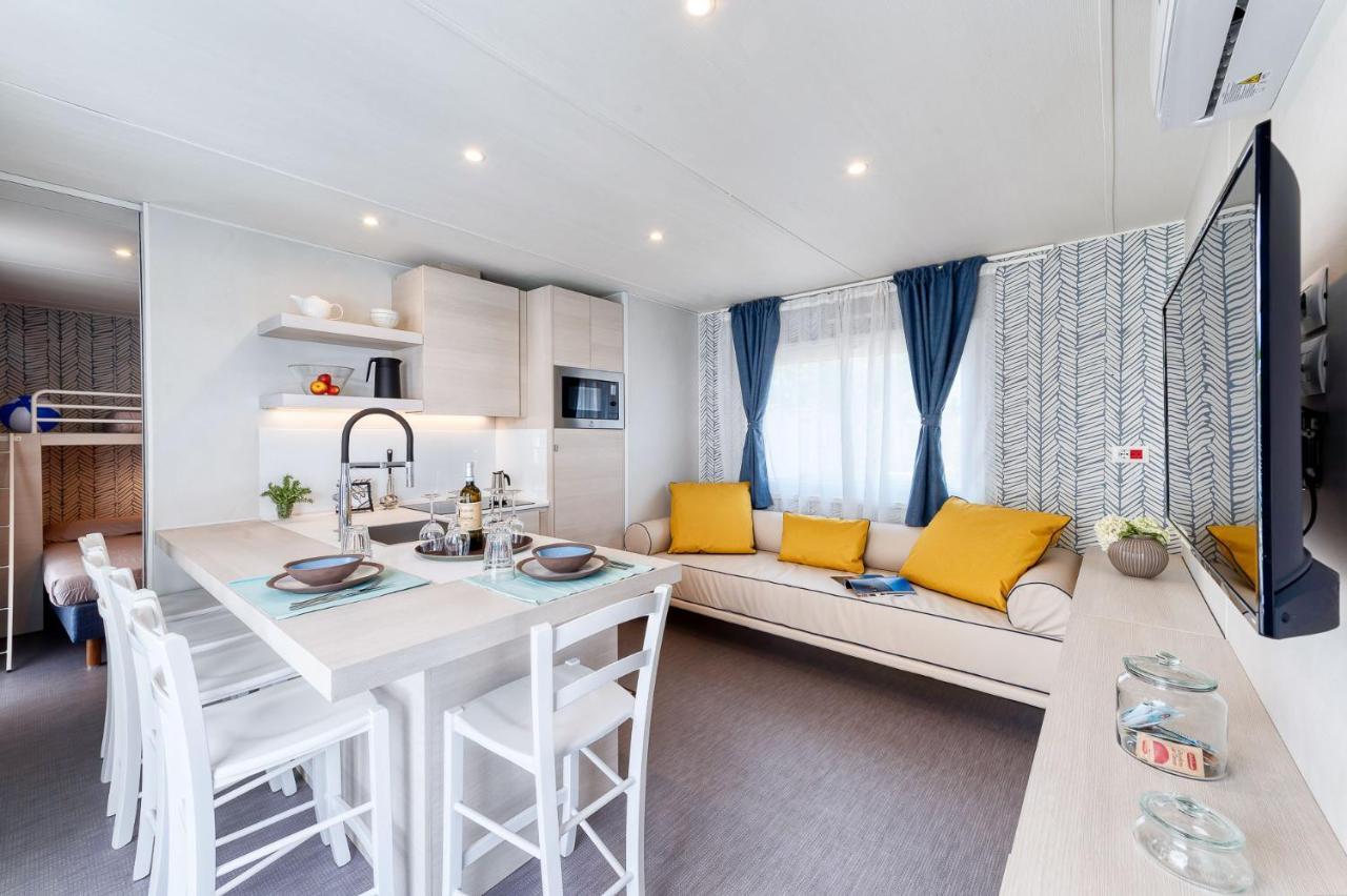 San Benedetto Camping Relais Peschiera del Garda Exteriör bild