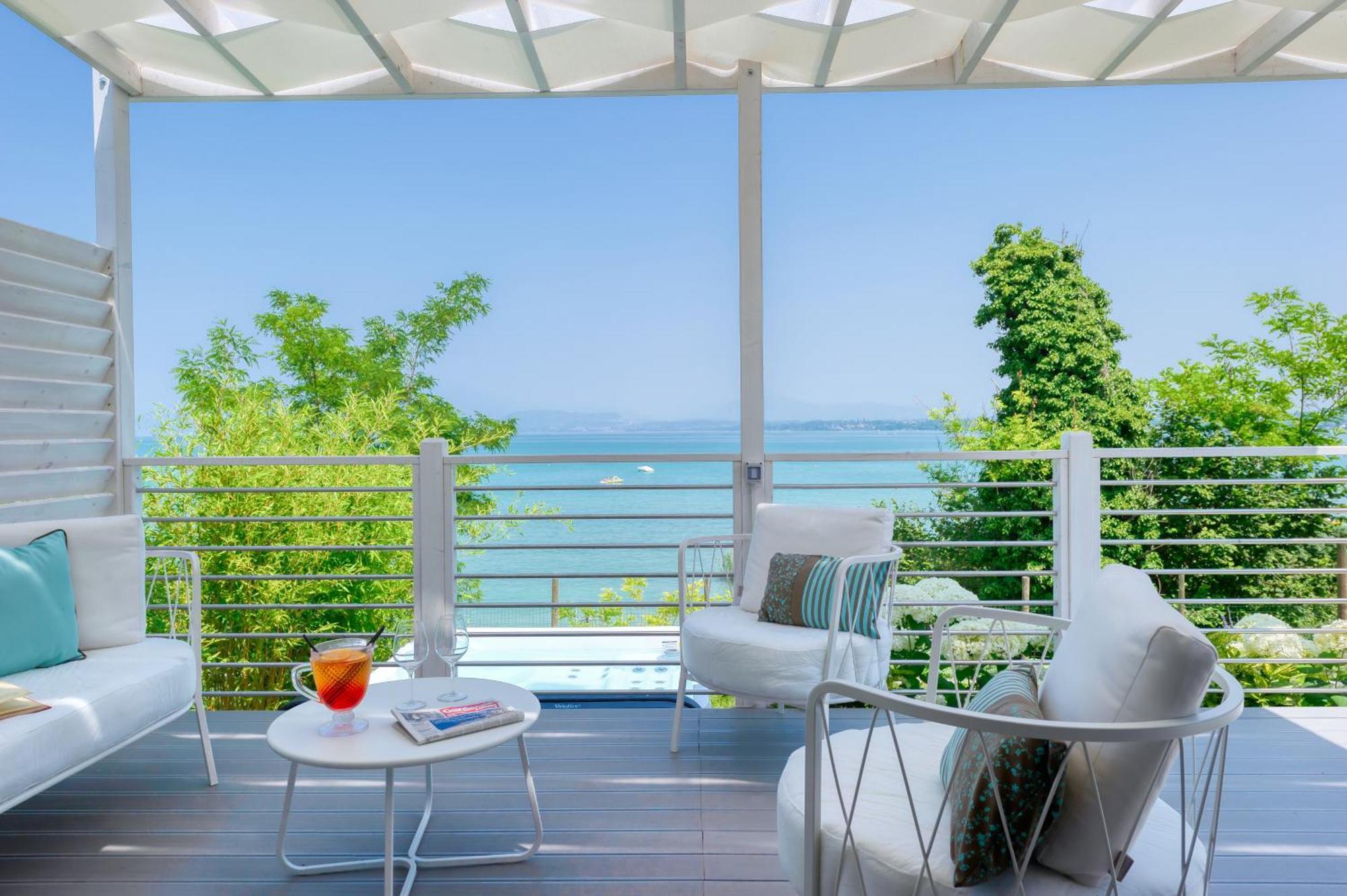 San Benedetto Camping Relais Peschiera del Garda Exteriör bild