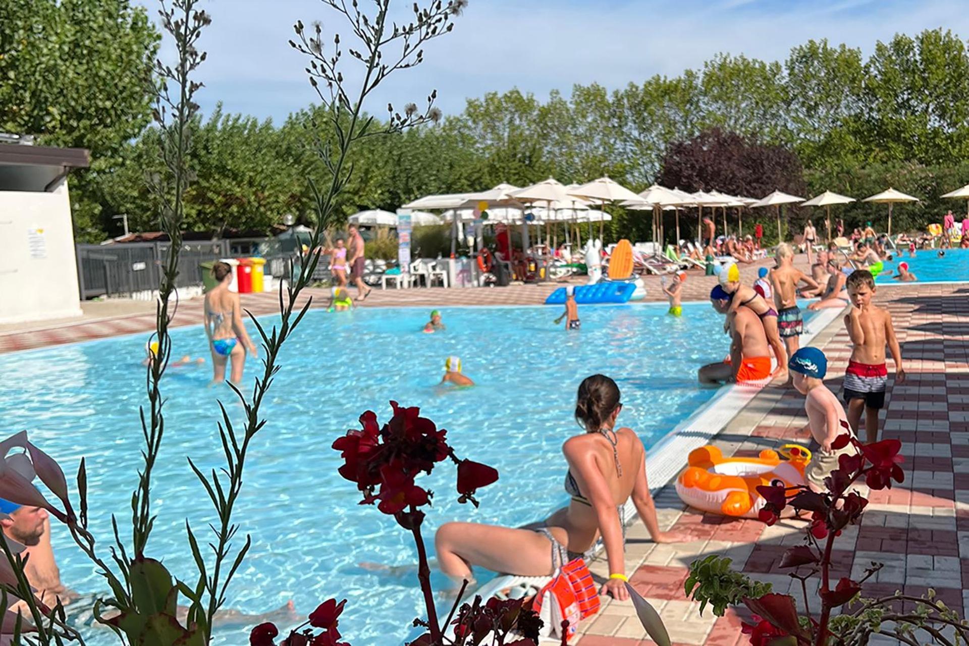 San Benedetto Camping Relais Peschiera del Garda Exteriör bild