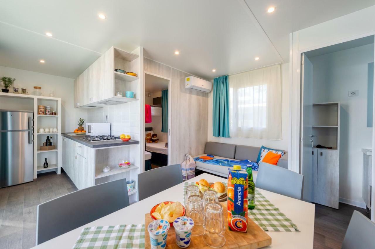 San Benedetto Camping Relais Peschiera del Garda Exteriör bild